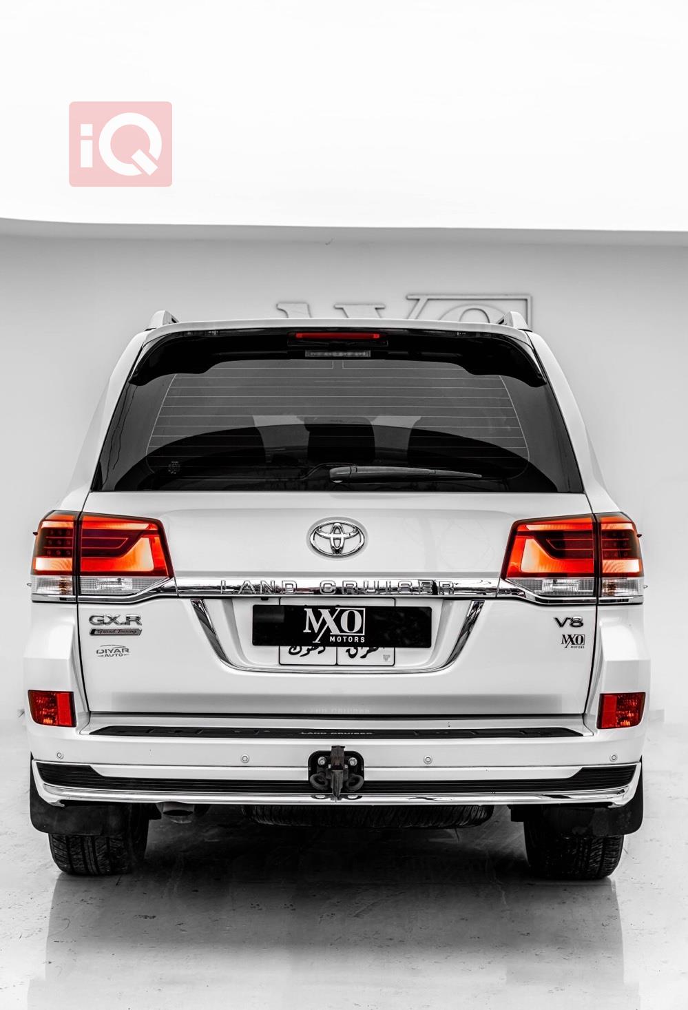 تويوتا لاندكروزر